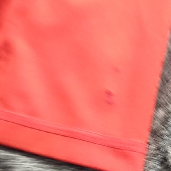 USD Univeristy of South Dakota Stretchy Performance Fabric Shirt Thumbholes - Picture 9 of 14